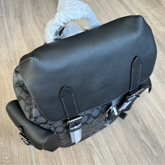 Coach Hudson Backpack In Signature Canvas - Picture 6 of 9